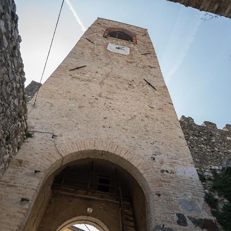 Gardappartamenti Castle Bell Moniga del Garda Экстерьер фото